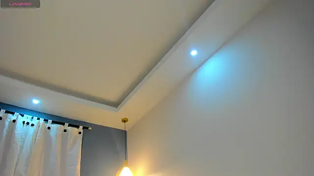 Snapshot of sweetkimmie_ chatting on April 2026 11:59:01 AM sweetkimmie online show from April 2026 11:59:01 AM