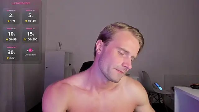 Snapshot of Paul_Rolex chatting on March 2026 03:18:01 PM Paul Rolex online show from March 2026 03:18:01 PM