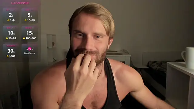 Snapshot of Paul_Rolex chatting on April 2026 09:30:01 PM Paul Rolex online show from April 2026 09:30:01 PM