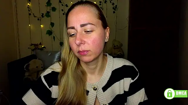 Snapshot of Alicewonderrmiss chatting on April 2026 11:05:02 AM Alicewonderrmiss online show from April 2026 11:05:02 AM