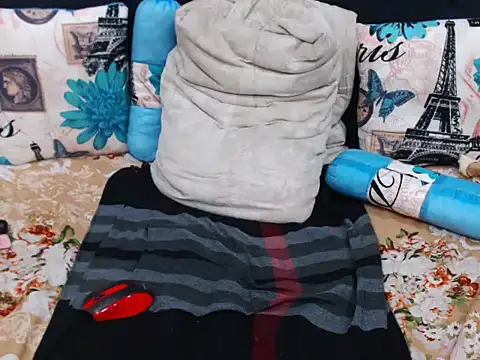 ChocolateClitt online show from April 2026 05:23:01 AM