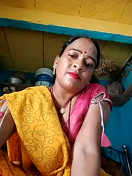 Snapshot of Reenu_bhabi chatting on July 2026 07:39:01 AM Reenu bhabi online show from July 2026 07:39:01 AM
