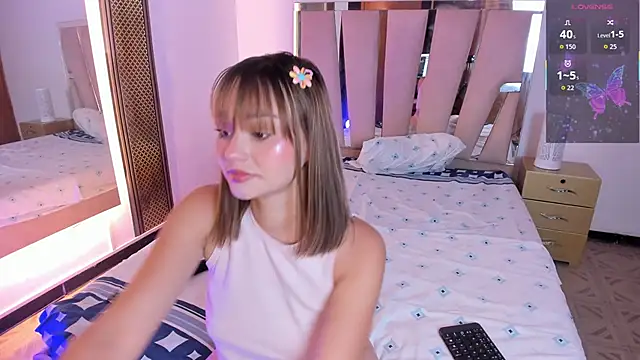 Snapshot of SofyCutee chatting on April 2026 12:22:01 PM SofyCutee online show from April 2026 12:22:01 PM