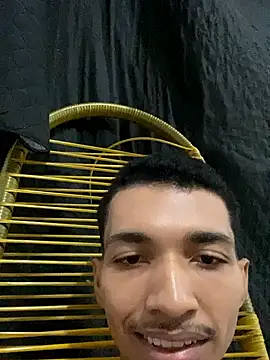 Snapshot of sanches_065 chatting on April 2026 04:57:02 AM sanches 065 online show from April 2026 04:57:02 AM