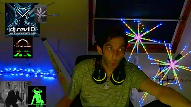 OllyFummler online show from April 2026 01:08:01 AM