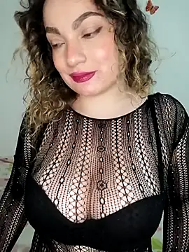 Snapshot of honey_hornie chatting on July 2026 09:08:01 PM honey hornie online show from July 2026 09:08:01 PM