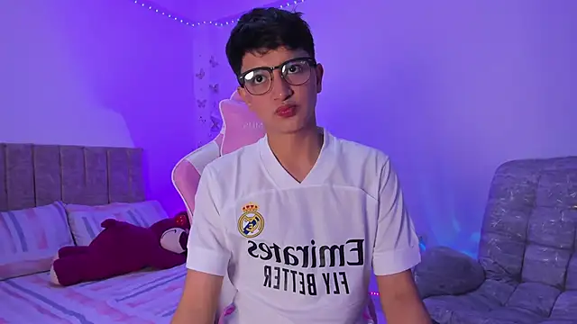 SaNti ll online show from April 2026 02:22:02 AM