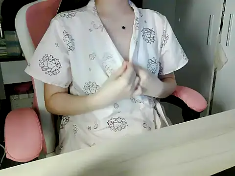 lucienguyen online show from April 2026 04:18:01 PM