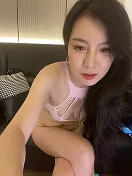 Snapshot of HY-QIAN chatting on July 2026 01:18:02 PM HY-QIAN online show from July 2026 01:18:02 PM