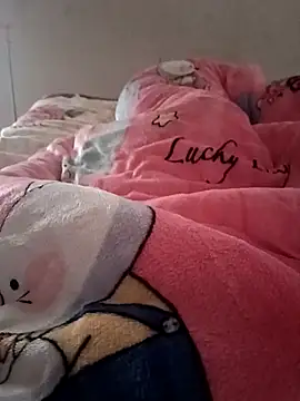 Snapshot of MM-VV888 chatting on April 2026 01:06:01 AM MM-VV888 online show from April 2026 01:06:01 AM