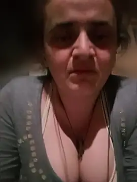 AnabelBexley online show from April 2026 06:25:02 PM