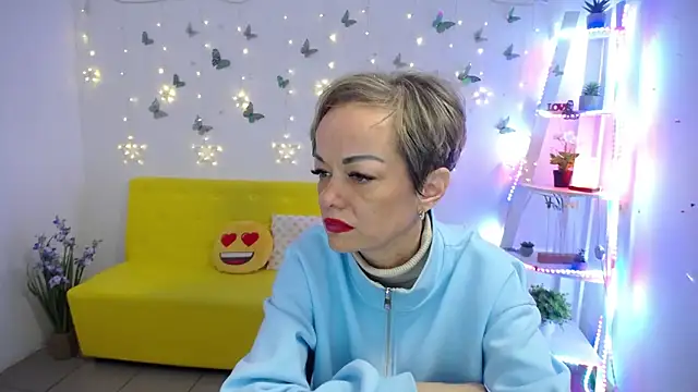 Snapshot of NikaMayu chatting on April 2026 08:50:02 AM NikaMayu online show from April 2026 08:50:02 AM