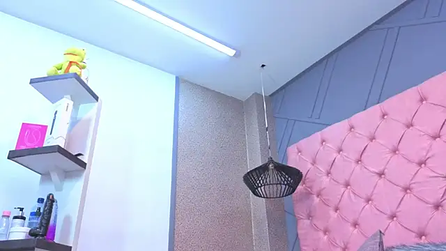 Snapshot of Mia_horney- chatting on April 2026 12:55:01 PM Mia horney- online show from April 2026 12:55:01 PM