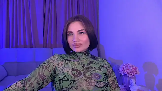 AdrianaToress online show from May 2026 07:10:02 PM