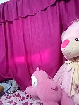 Zeyra hot online show from April 2026 05:07:02 PM