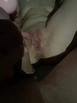 sex2me online show from April 2026 06:19:01 PM