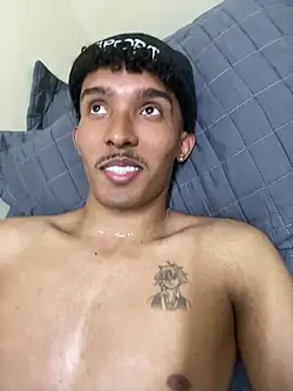 Snapshot of MavyFF chatting on April 2026 12:21:02 AM MavyFF online show from April 2026 12:21:02 AM