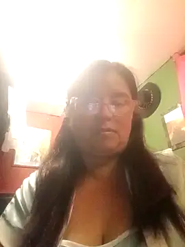 Snapshot of Pato-Andrea26 chatting on May 2026 02:14:01 PM Pato-Andrea26 online show from May 2026 02:14:01 PM