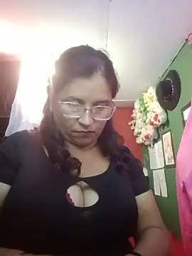 Pato-Andrea26 online show from May 2026 02:33:01 PM