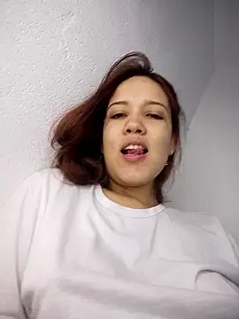 Snapshot of AdrianaFrank chatting on April 2026 07:27:02 PM AdrianaFrank online show from April 2026 07:27:02 PM