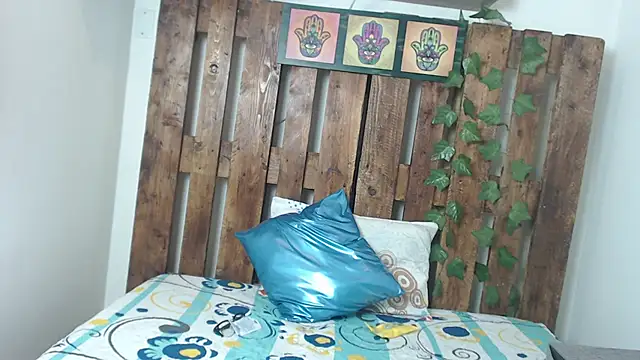 vayolet sexy  online show from April 2026 08:25:02 PM