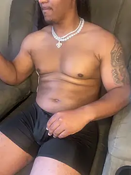 Snapshot of shepullsmydreads265 chatting on April 2026 05:28:01 PM shepullsmydreads265 online show from April 2026 05:28:01 PM