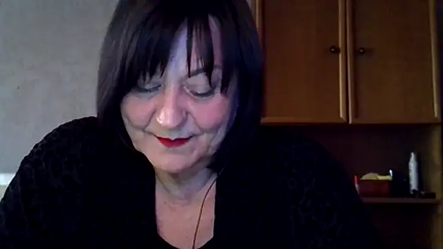 Snapshot of bagiraa_a chatting on April 2026 02:18:02 PM bagiraa a online show from April 2026 02:18:02 PM