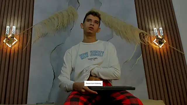 Snapshot of Ethanhot_os chatting on April 2026 07:04:01 PM Ethanhot os online show from April 2026 07:04:01 PM