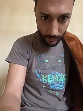 Snapshot of legende59 chatting on April 2026 12:21:01 PM legende59 online show from April 2026 12:21:01 PM