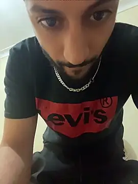 Snapshot of legende59 chatting on April 2026 11:31:02 PM legende59 online show from April 2026 11:31:02 PM