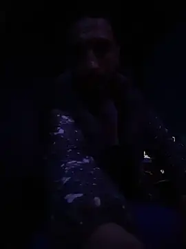 Snapshot of legende59 chatting on April 2026 05:25:01 AM legende59 online show from April 2026 05:25:01 AM