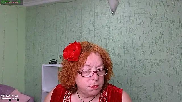Snapshot of Fara_Flutte chatting on June 2026 11:36:01 AM Fara Flutte online show from June 2026 11:36:01 AM