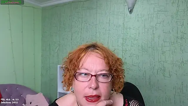 Snapshot of Fara_Flutte chatting on July 2026 10:21:02 AM Fara Flutte online show from July 2026 10:21:02 AM