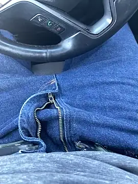 nerofu84 online show from April 2026 04:18:01 PM