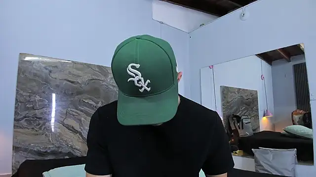 James-06 online show from April 2026 11:35:01 AM