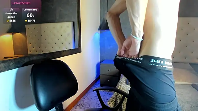 Jara Chick online show from April 2026 08:31:02 PM