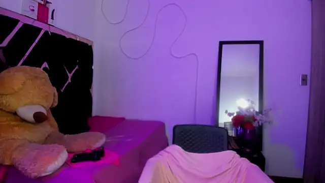 evelott allenx online show from June 2026 12:10:02 AM
