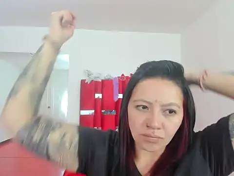 scarlett red 1 online show from May 2026 04:35:02 PM