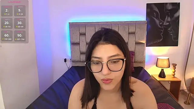 Snapshot of candy_tina chatting on April 2026 03:28:01 PM candy tina online show from April 2026 03:28:01 PM