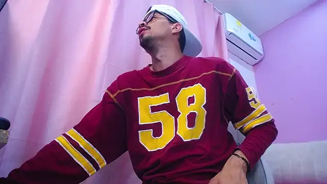 Amir guy  online show from April 2026 02:11:02 PM