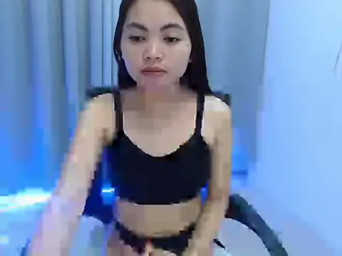 Snapshot of petitegirl123 chatting on May 2026 03:51:01 PM petitegirl123 online show from May 2026 03:51:01 PM