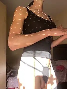 Snapshot of Blacktourmalinee chatting on April 2026 04:57:02 PM Blacktourmalinee online show from April 2026 04:57:02 PM