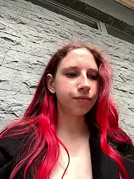 Snapshot of michelle_lovique chatting on June 2026 08:09:02 AM michelle lovique online show from June 2026 08:09:02 AM