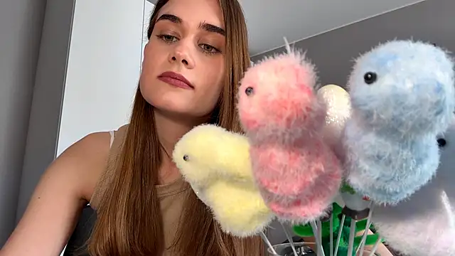 SharellFraleigh online show from April 2026 12:12:01 PM