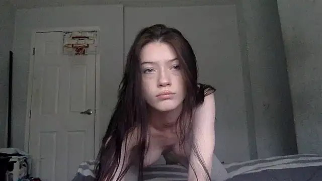 Snapshot of Munchkinbaby72318 chatting on April 2026 06:10:02 PM Munchkinbaby72318 online show from April 2026 06:10:02 PM