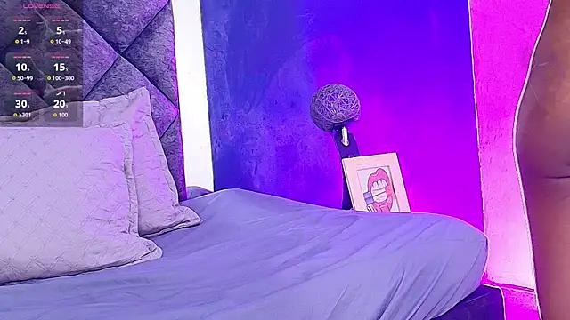 hilary banks1 online show from April 2026 03:46:02 AM