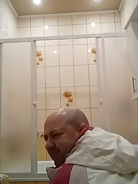 Snapshot of Luceriusbigass chatting on December 2024 12:56:02 AM Luceriusbigass online show from December 2024 12:56:02 AM