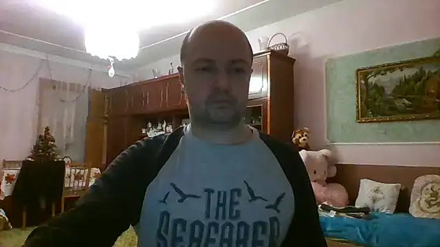 Snapshot of Luceriusbigass chatting on December 2024 05:00:01 PM Luceriusbigass online show from December 2024 05:00:01 PM