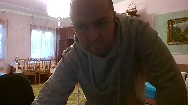 Snapshot of Luceriusbigass chatting on February 2025 03:27:02 PM Luceriusbigass online show from February 2025 03:27:02 PM