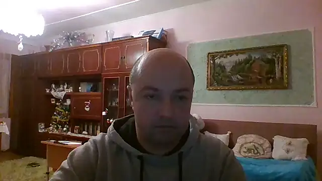 Snapshot of Luceriusbigass chatting on February 2025 04:50:02 PM Luceriusbigass online show from February 2025 04:50:02 PM